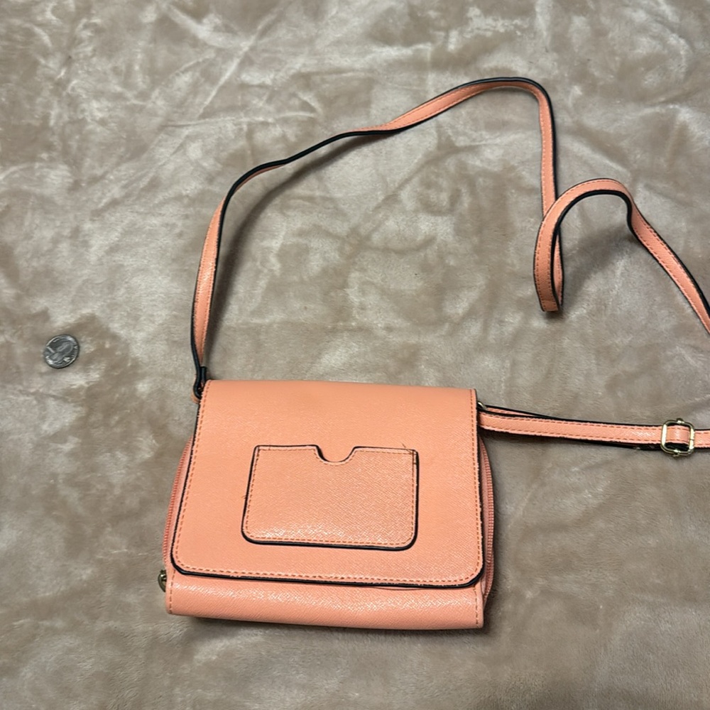 Crossbody - Picture 2 of 4